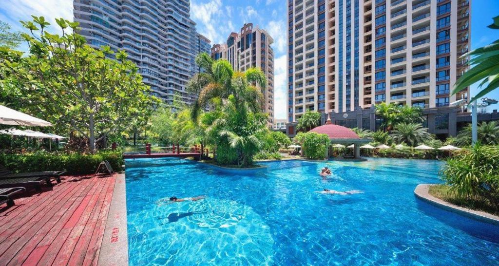 Sanya Shanghai Huating Boutique Resort Hotel Exterior photo