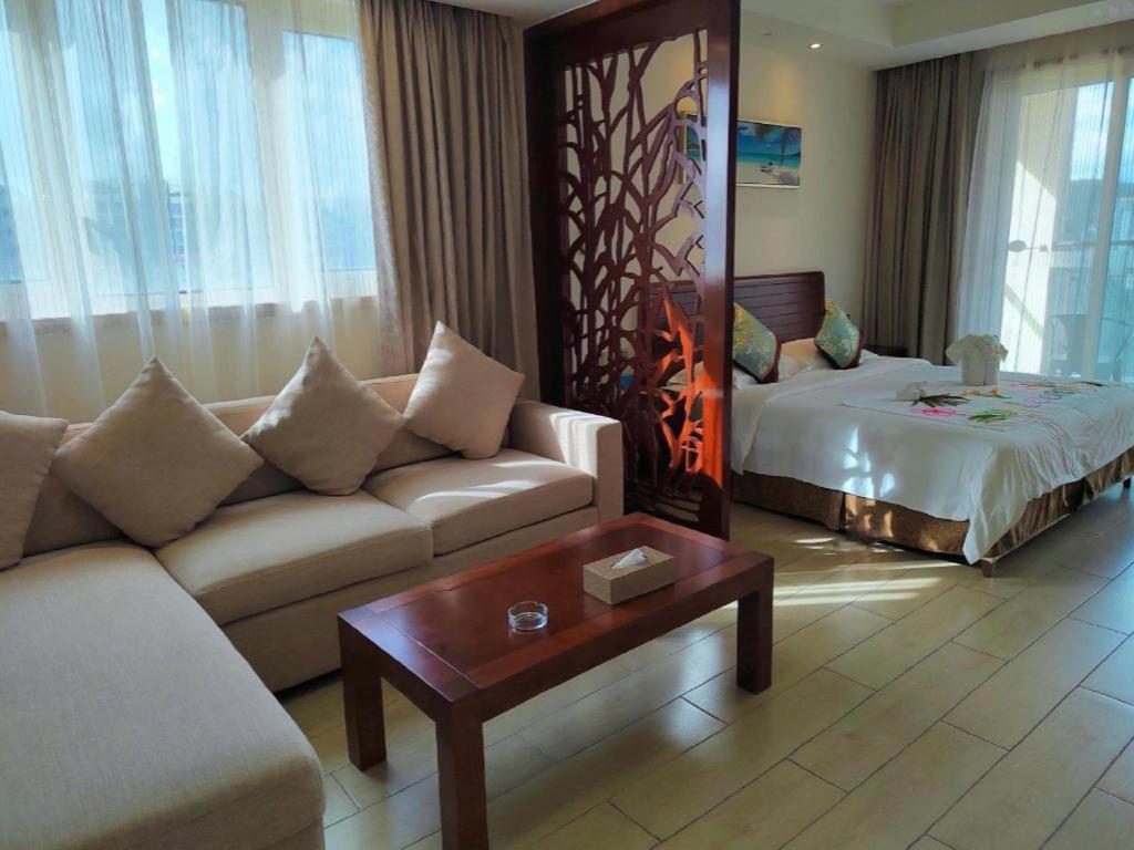 Sanya Shanghai Huating Boutique Resort Hotel Exterior photo