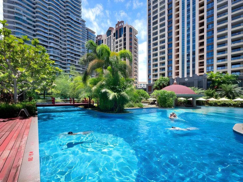 Sanya Shanghai Huating Boutique Resort Hotel Exterior photo